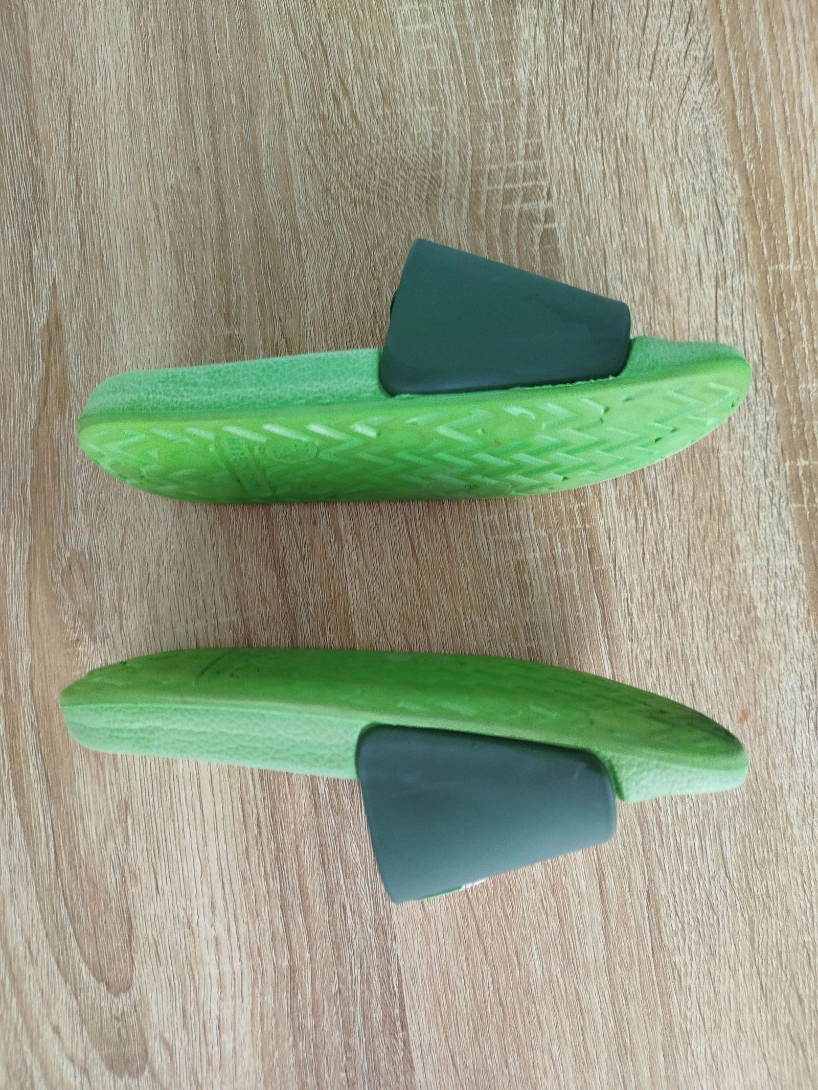 Zapatillas de deporte con dinosaurios – photo 6